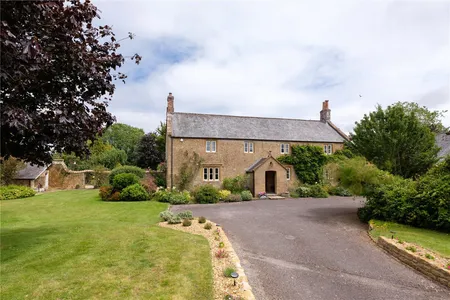 Claycastle, Haselbury Plucknett, TA18