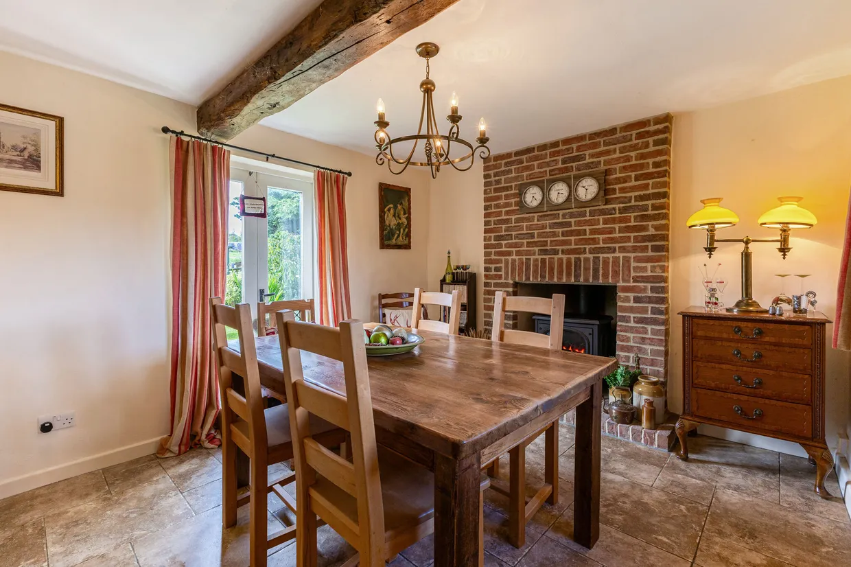 Braydonside, Nr. Brinkworth, SN15 photo 4