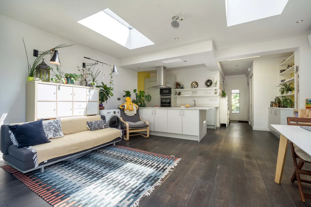 Greenford Avenue, Hanwell, W7 photo 3