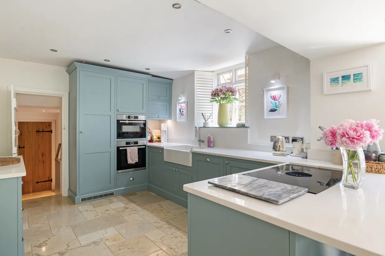 Sevenhampton, Cheltenham, GL54 photo 4