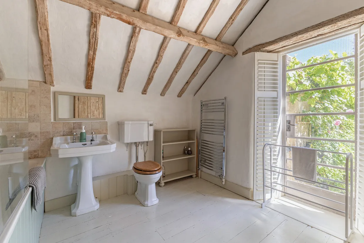 Sevenhampton, Cheltenham, GL54 photo 11