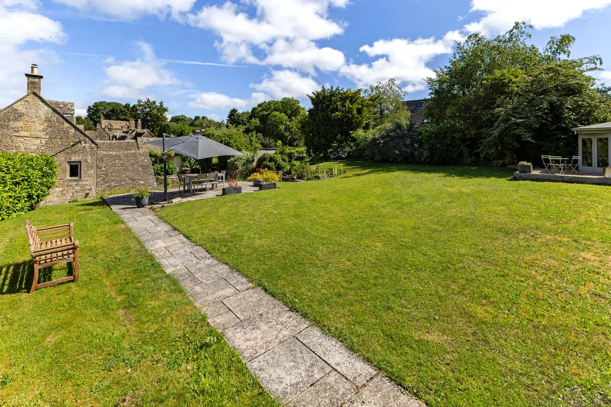 Sevenhampton, Cheltenham, GL54 photo 18