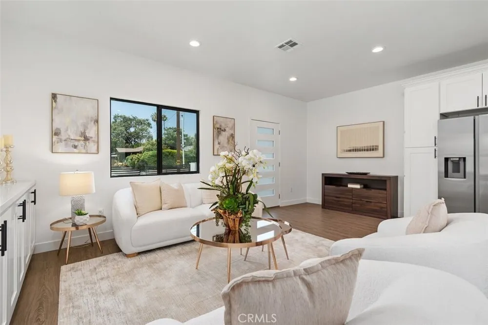 1664 Glen Ave, Pasadena, CA 91103