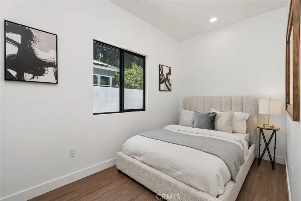 1664 Glen Ave, Pasadena, CA 91103