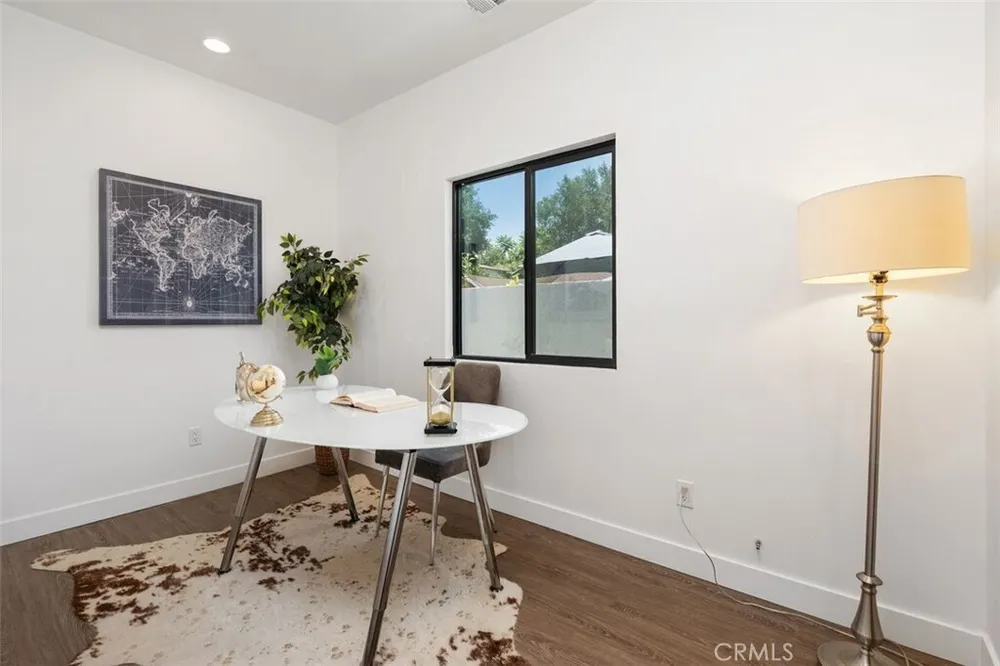 1664 Glen Ave, Pasadena, CA 91103