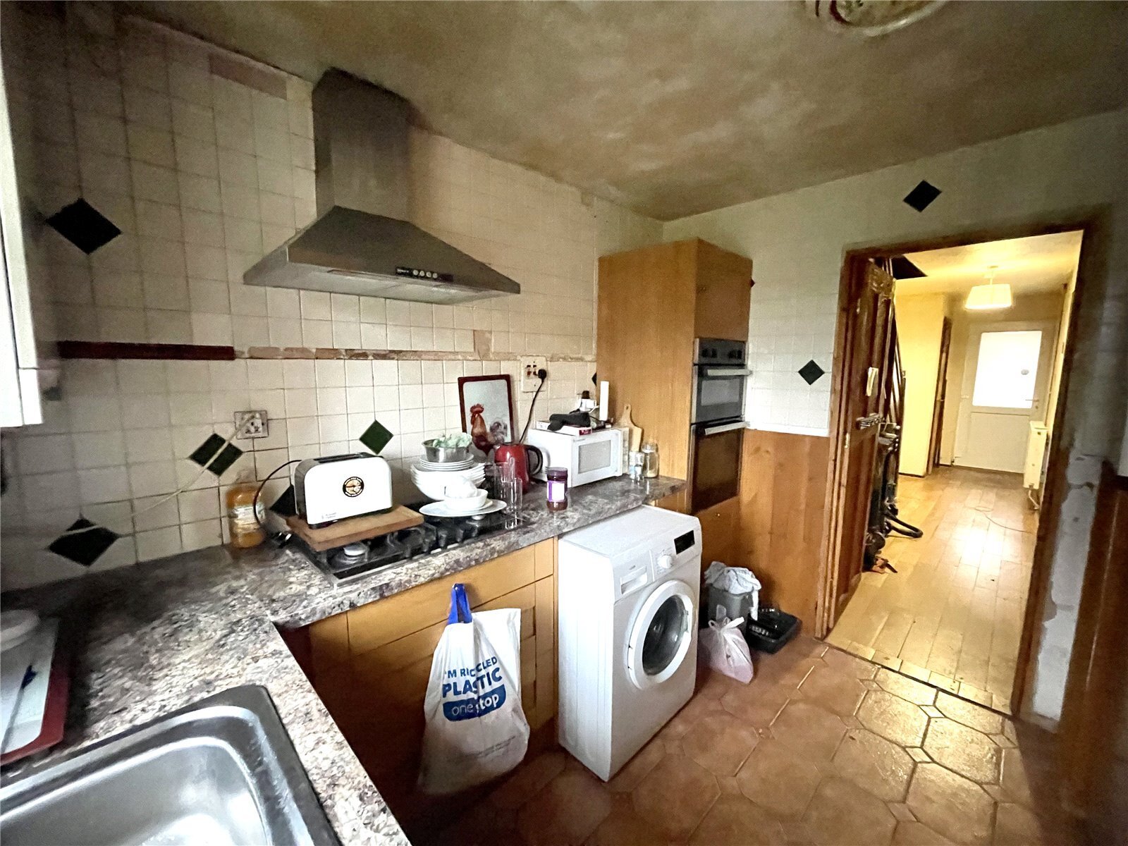 Rettendon Close, Rayleigh, Essex, SS6 Image 3