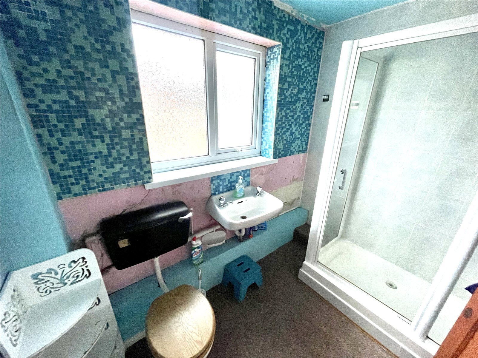 Rettendon Close, Rayleigh, Essex, SS6 Image 9