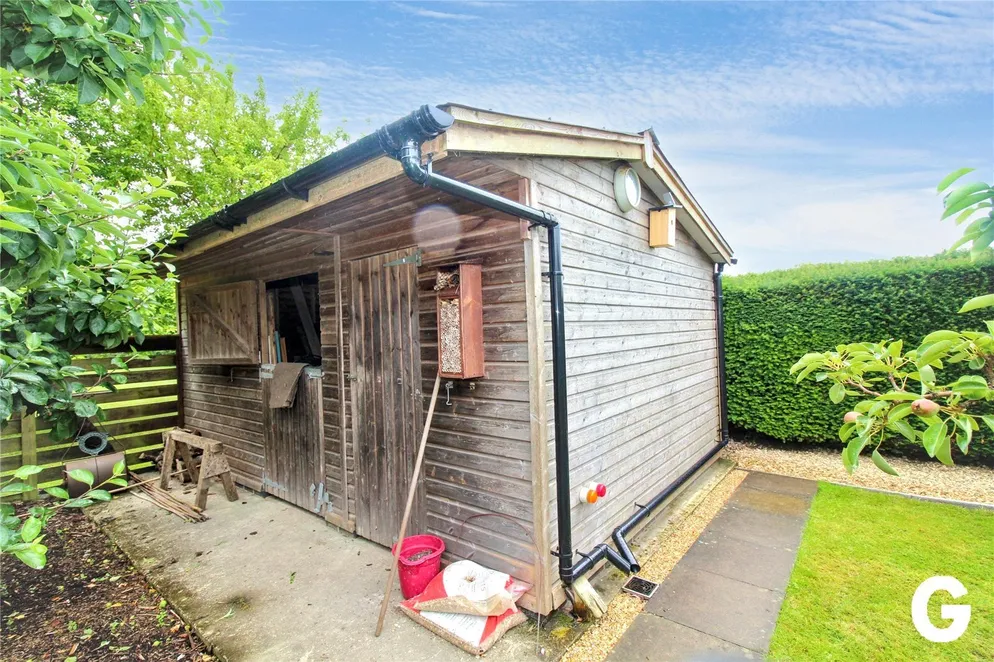 Property carousel item 32