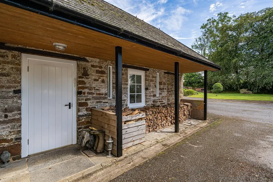 Property Image 61