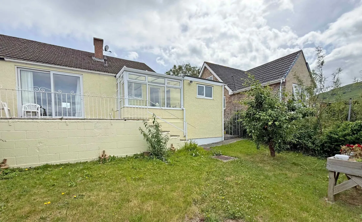 Gorwel, Llanfairfechan, Conwy, LL33