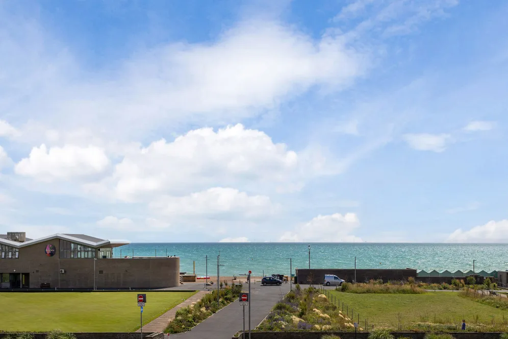 Kingsway, Hove, BN3 photo 2