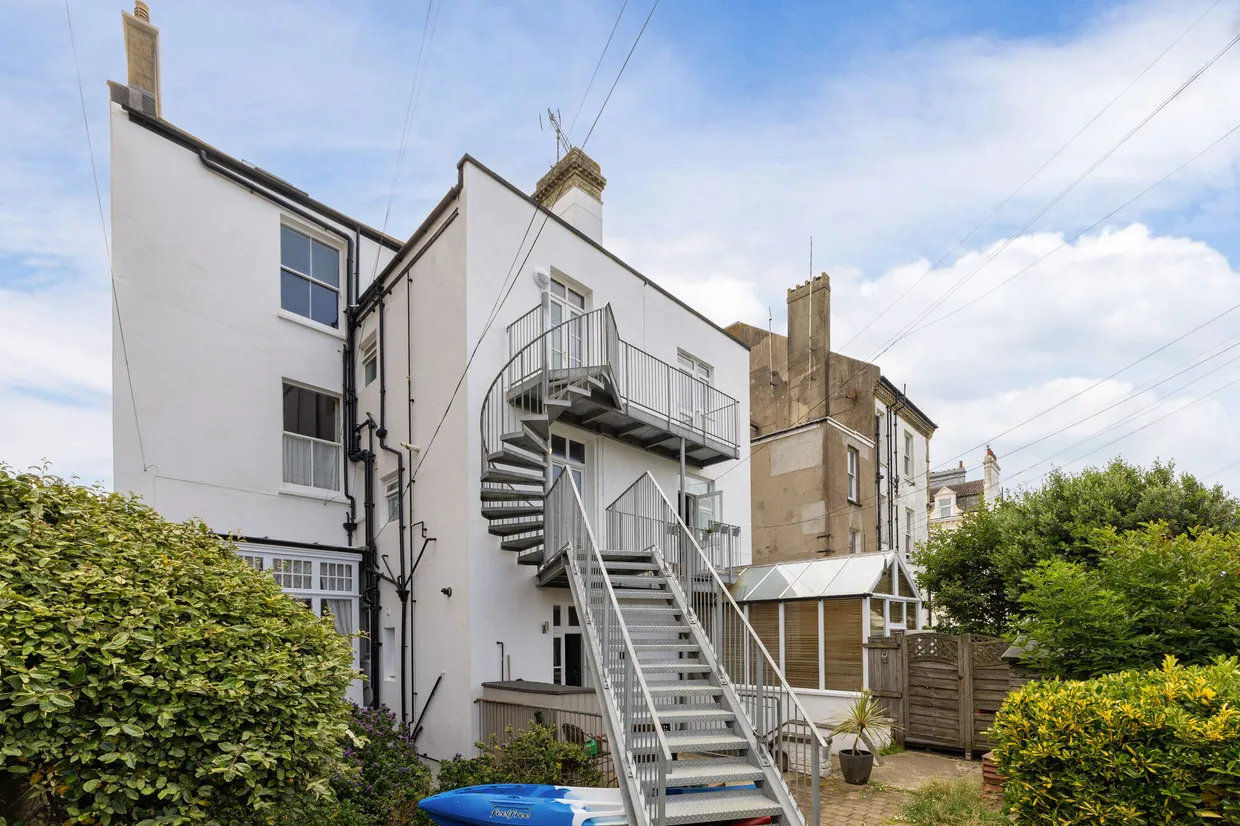 Kingsway, Hove, BN3 photo 22