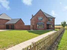 Muncey Grove, Bassingbourn, Royston photo