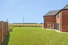 Muncey Grove, Bassingbourn, Royston