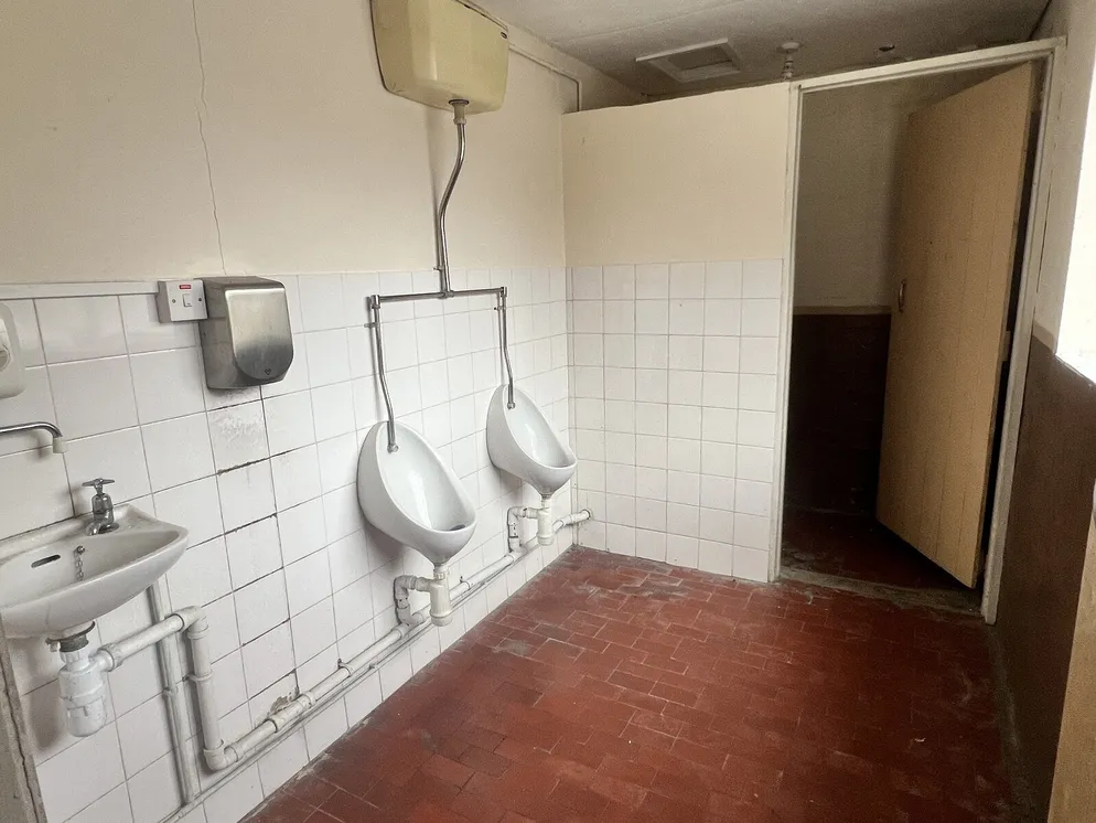 Property carousel item 19
