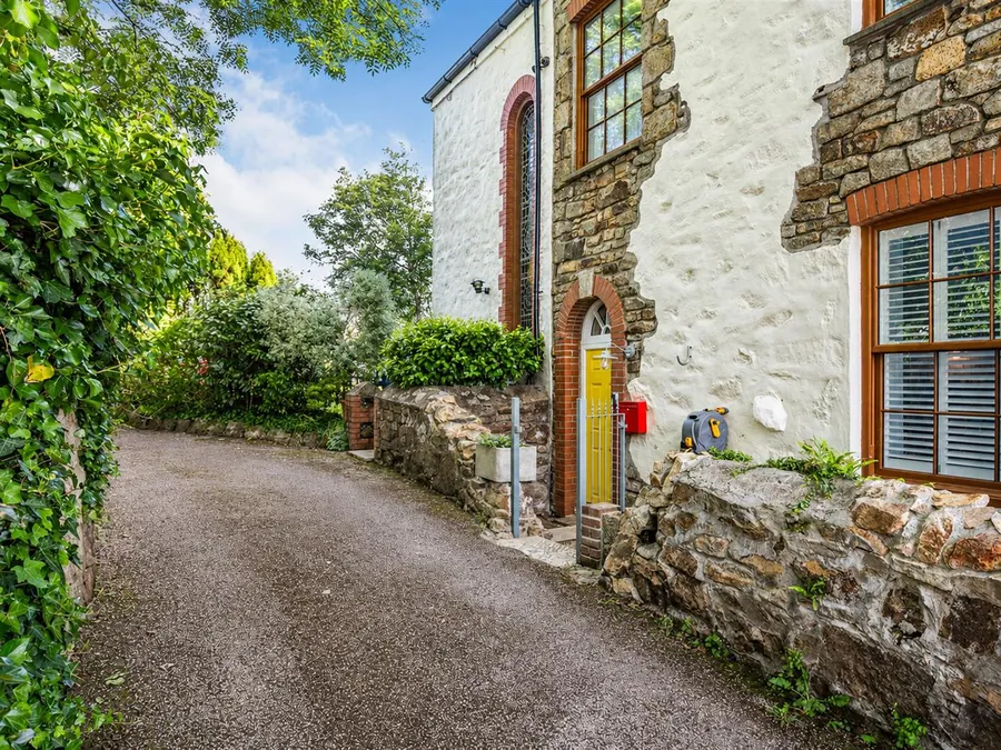Property Image 8