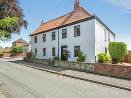 Cedric Road, Edenthorpe, Doncaster photo