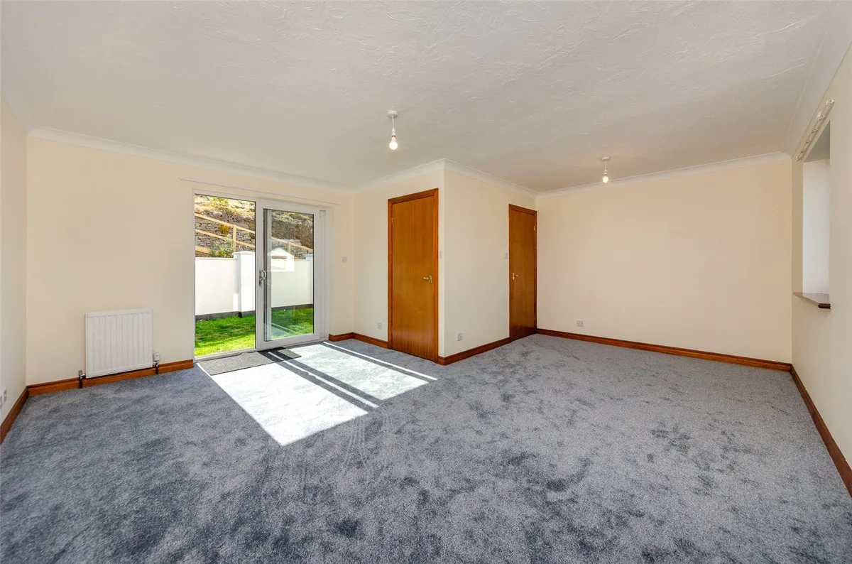 Drws Y Nant, Glan Conwy, Colwyn Bay, Conwy, LL28