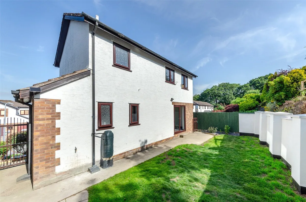 Drws Y Nant, Glan Conwy, Colwyn Bay, Conwy, LL28