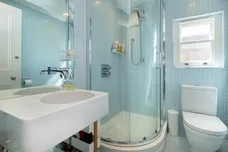 Kingston Lane, Teddington, TW11 photo 12