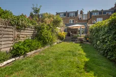 Kingston Lane, Teddington, TW11 photo 13