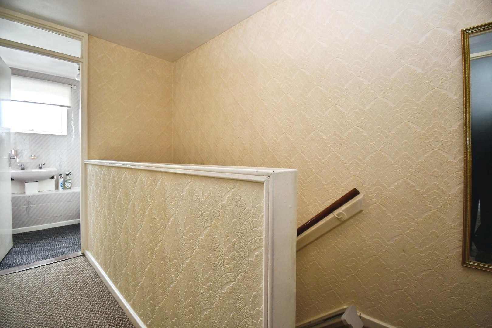 Reigate Close, Hull Image 11