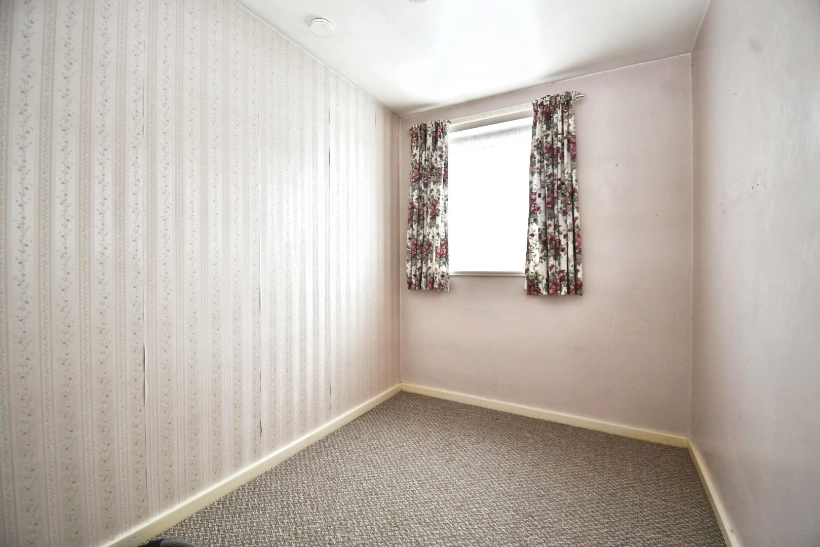 Reigate Close, Hull Image 14