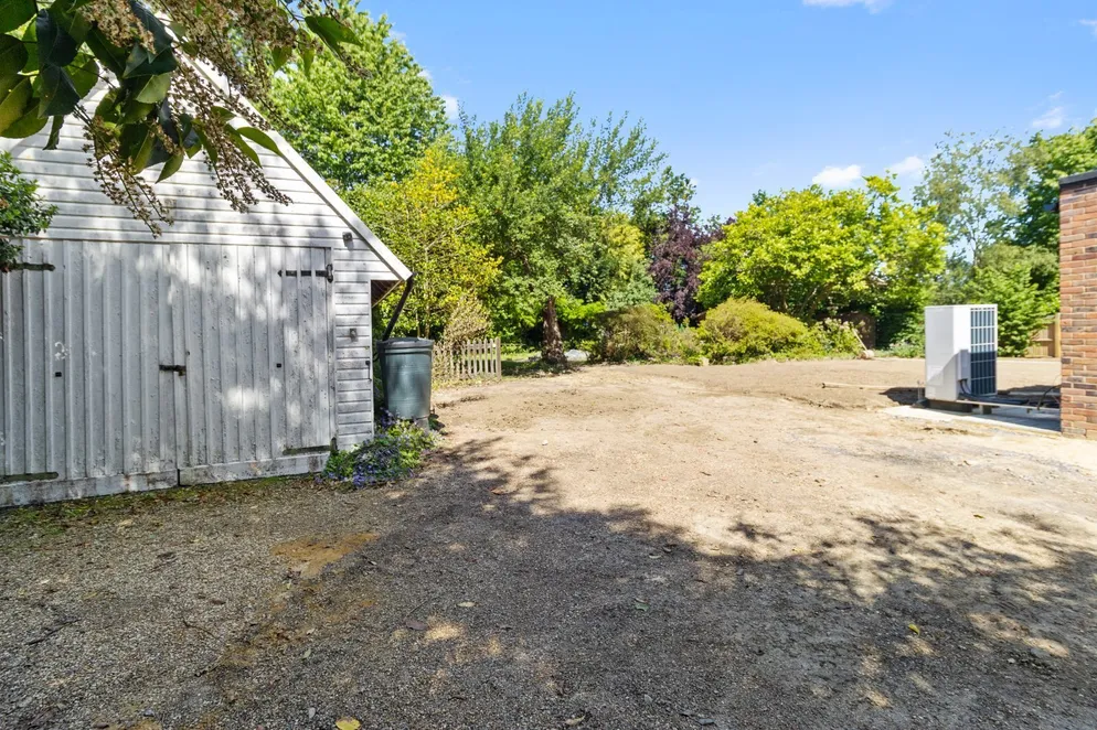 Property carousel item 2
