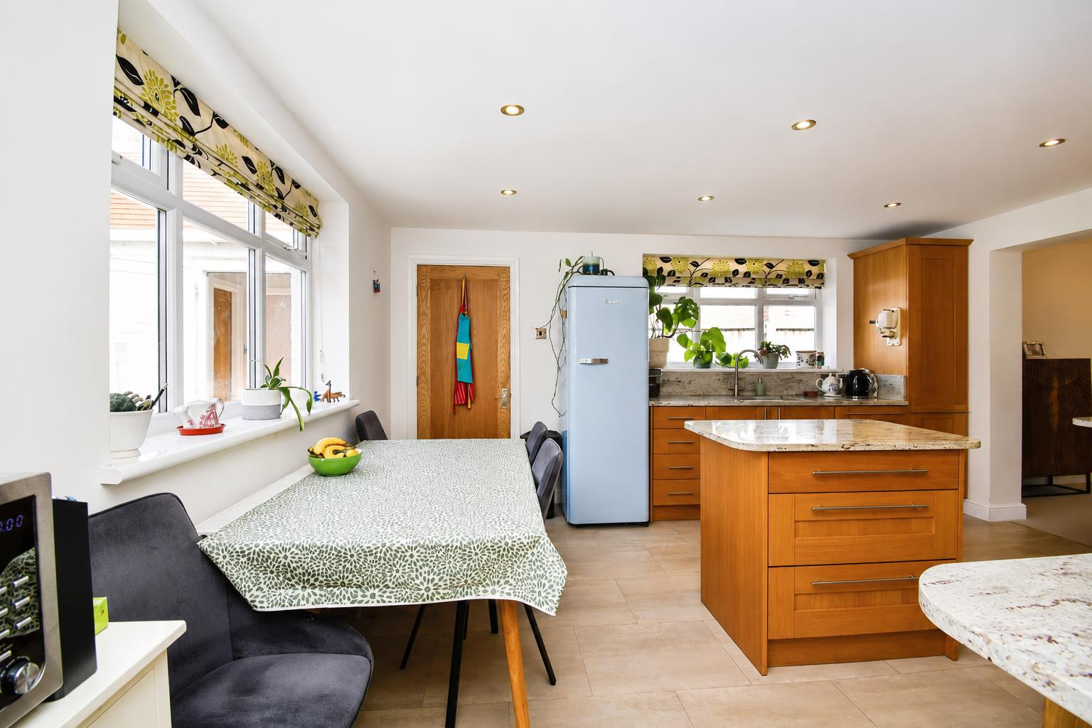 Tranby Lane, Anlaby, Hull Image 11