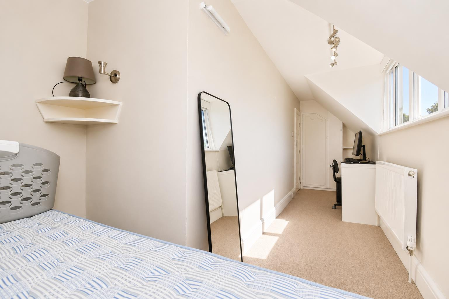 Tranby Lane, Anlaby, Hull Image 18