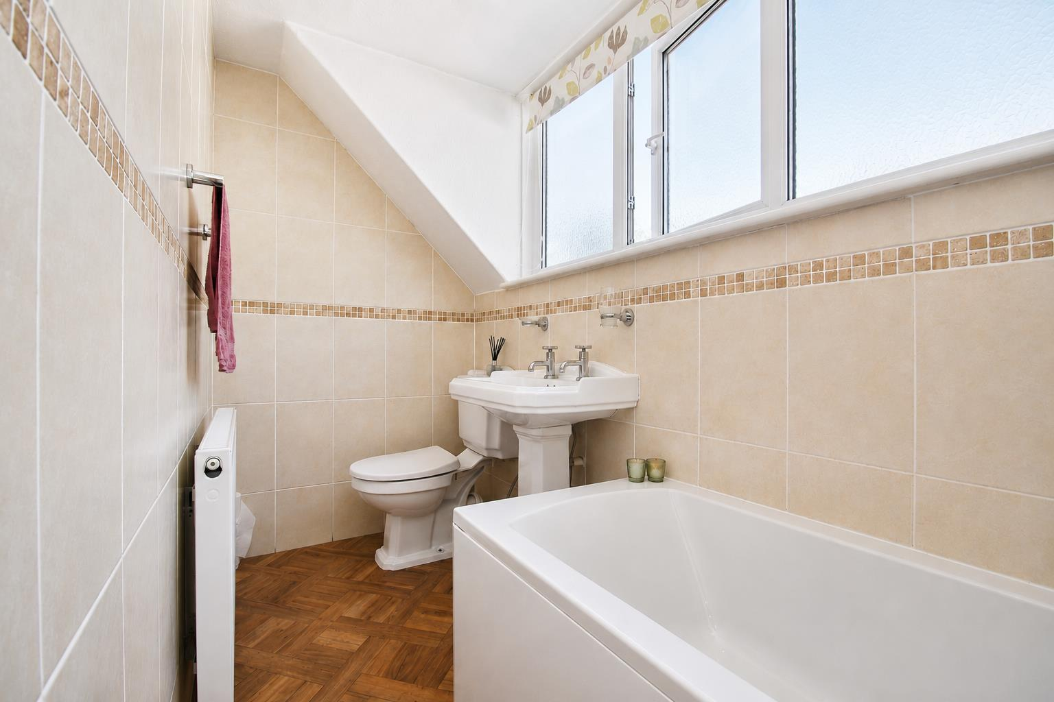 Tranby Lane, Anlaby, Hull Image 20