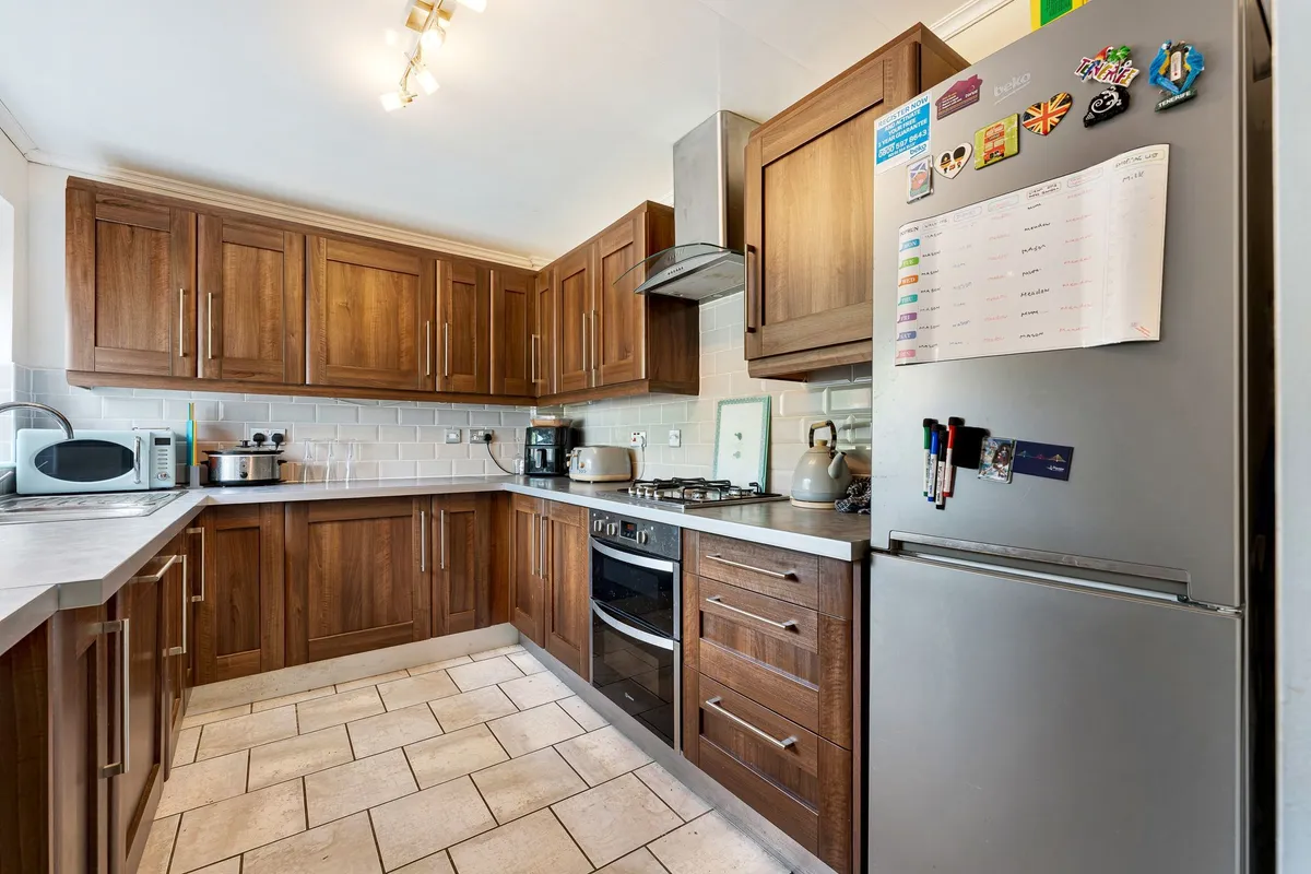 Wisenholme Close, Beechwood, WA7
