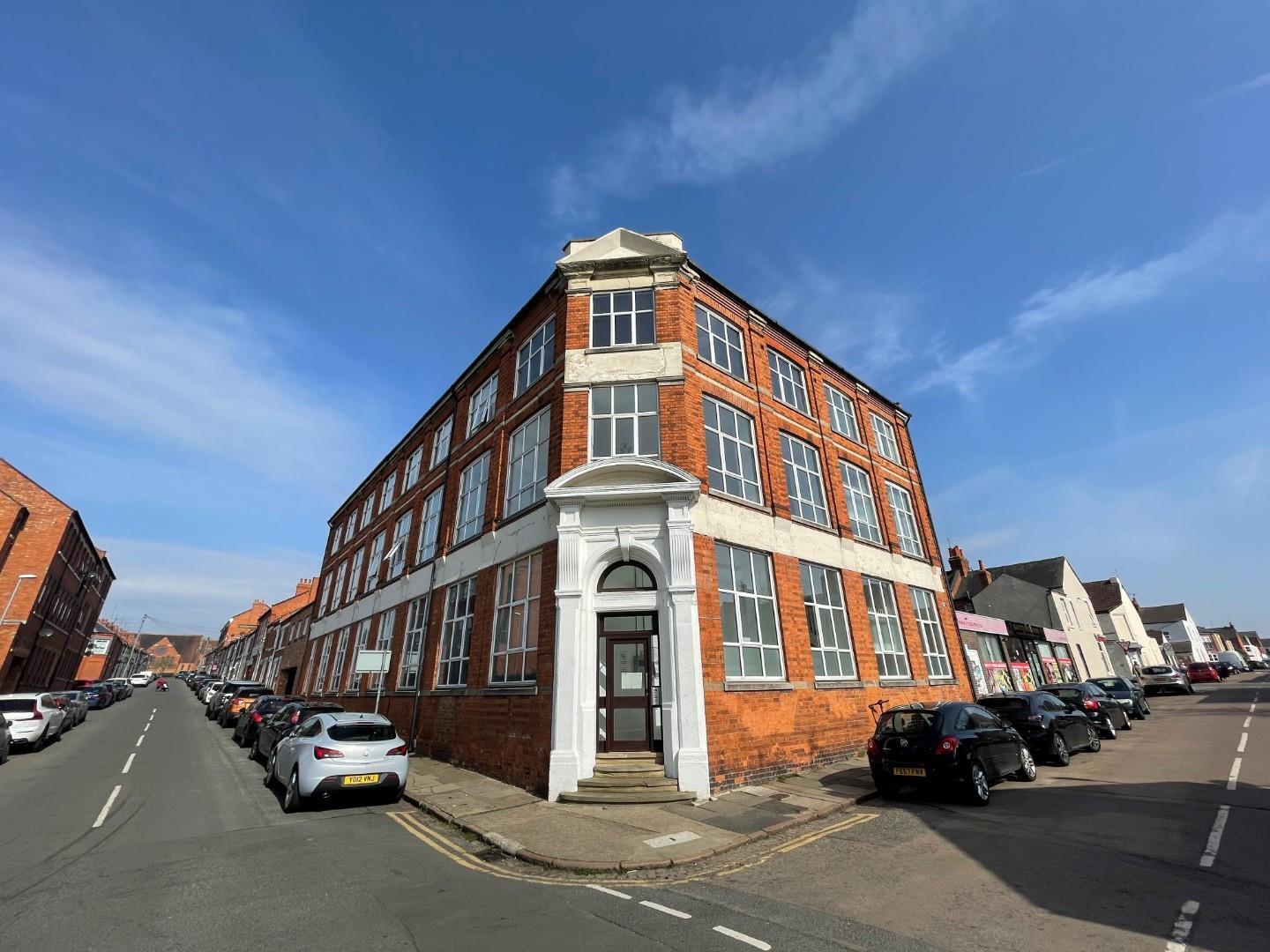 Artizan Road, Northampton Image 1