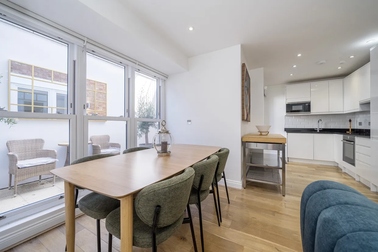 Mount Park Crescent, Ealing, W5 photo 2