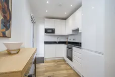 Mount Park Crescent, Ealing, W5 photo 4