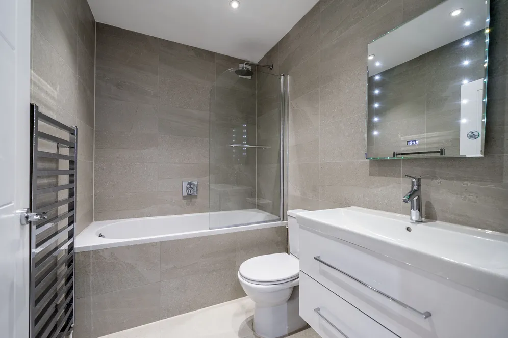 Mount Park Crescent, Ealing, W5 photo 6