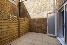 Mount Park Crescent, Ealing, W5 photo 14