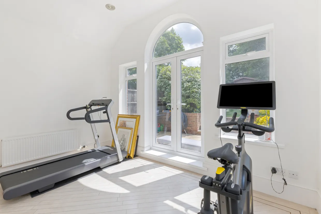 Gordon Avenue, Stanmore, HA7 photo 12