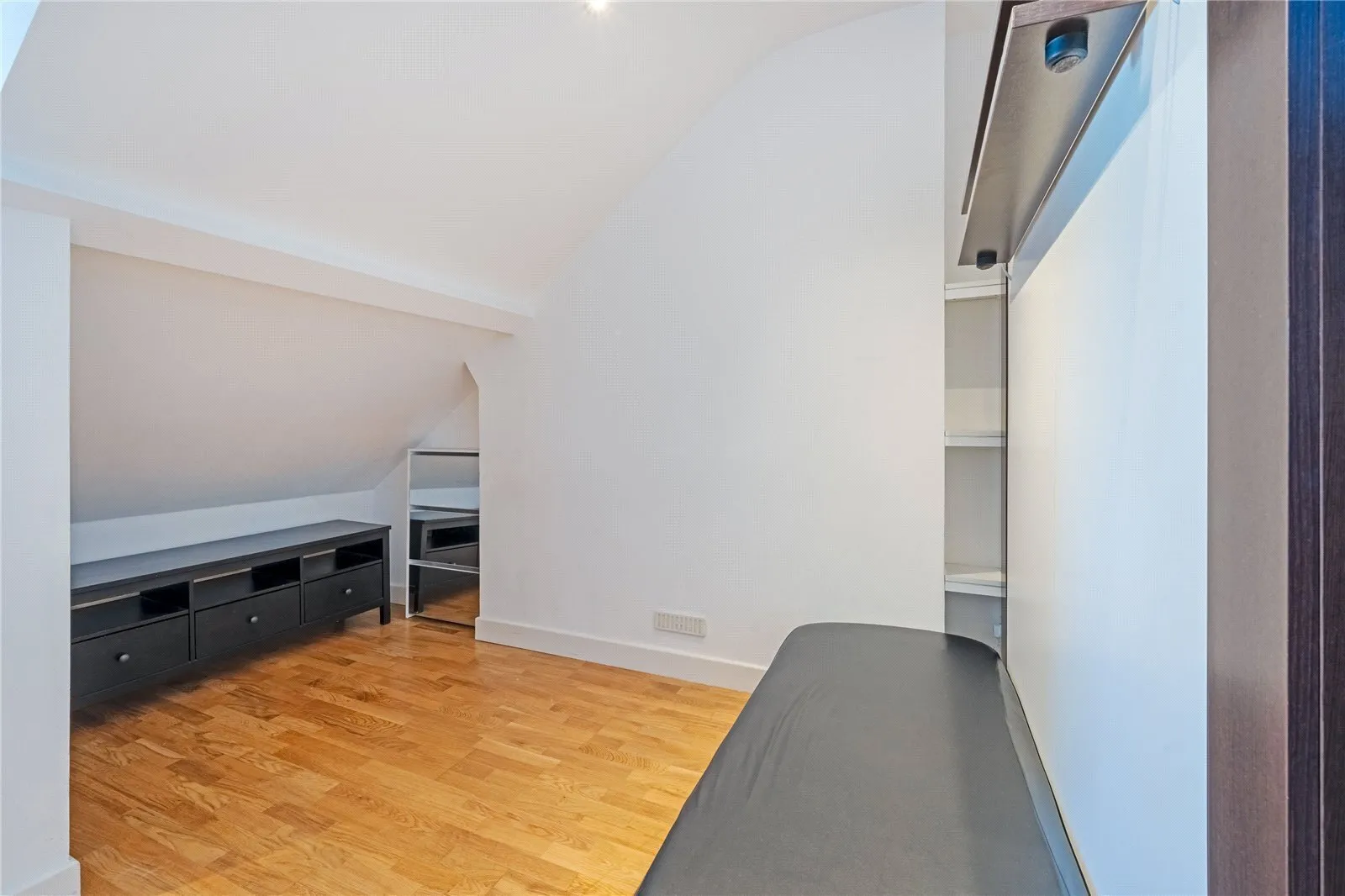 Fitzjohns Avenue, Hampstead, London, NW3