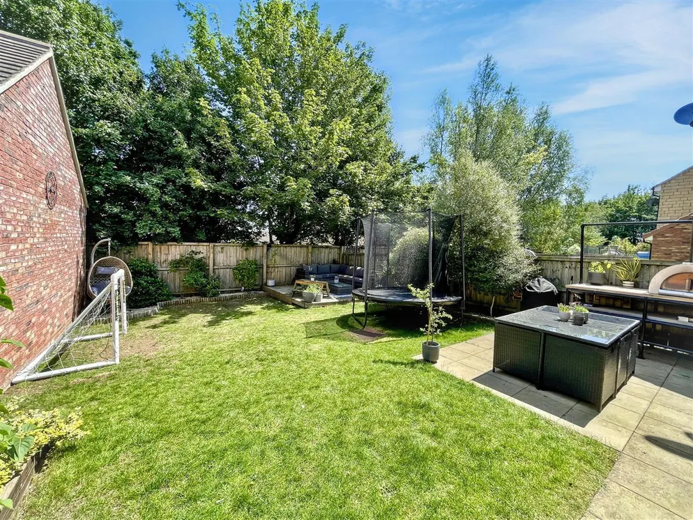 Property carousel item 23