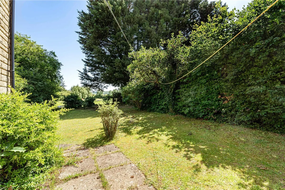 Manor Close, Cassington, Witney, Oxfordshire, OX29