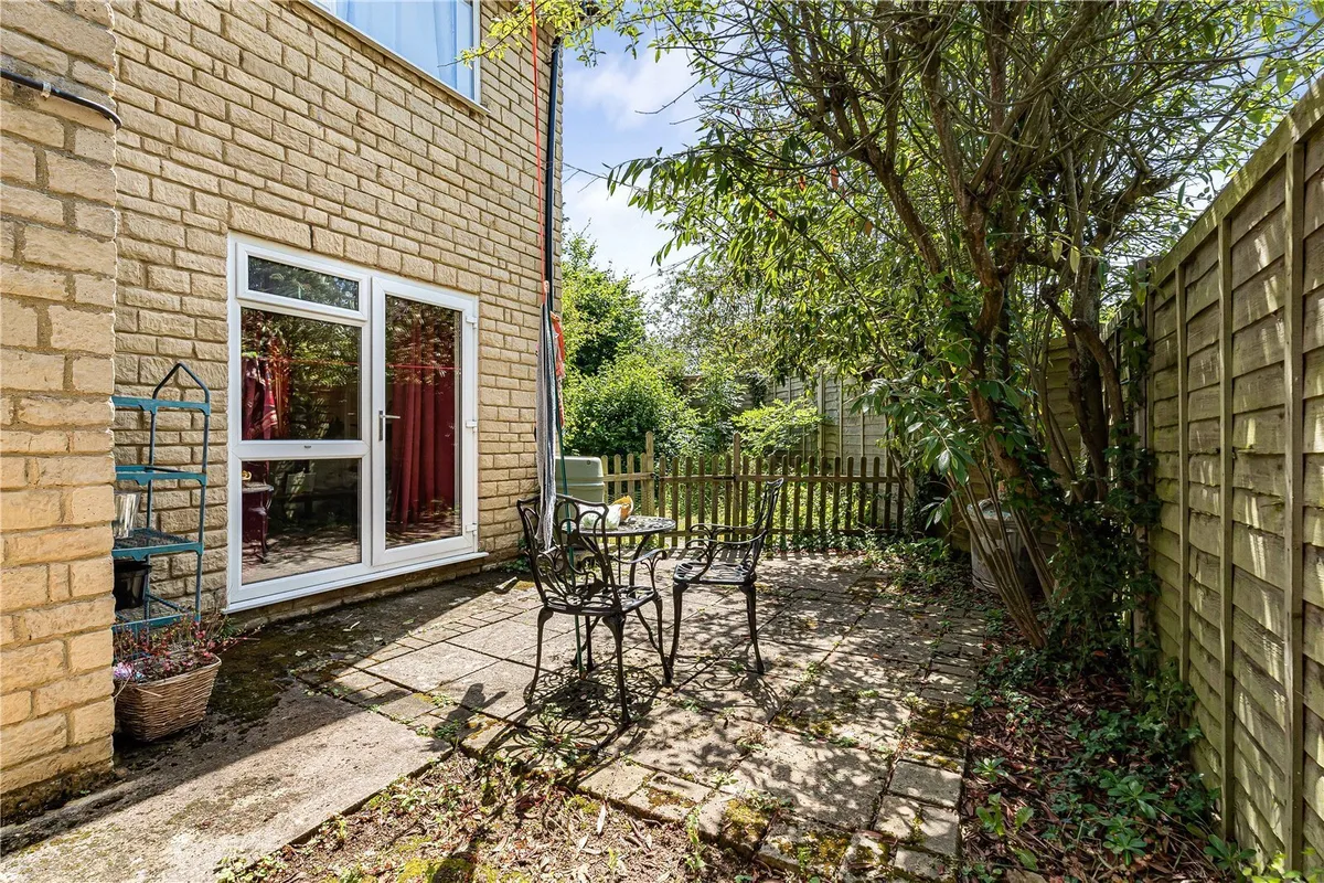 Manor Close, Cassington, Witney, Oxfordshire, OX29