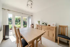 South Avenue, Farnham, GU9 photo 6