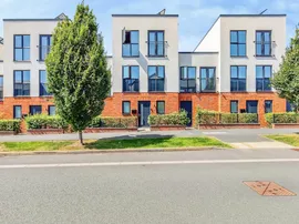 The Avenue, Corby photo