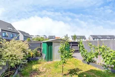 The Avenue, Corby