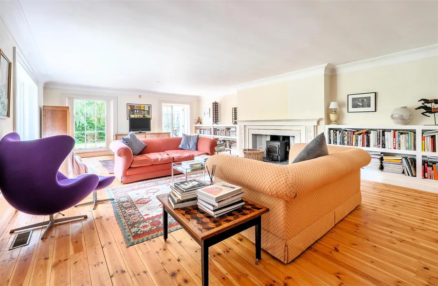 Property Image 4