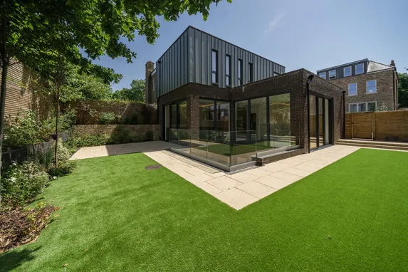 Castlebar Hill, London, W5