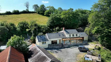 Ffarmers, Llanwrda, SA19