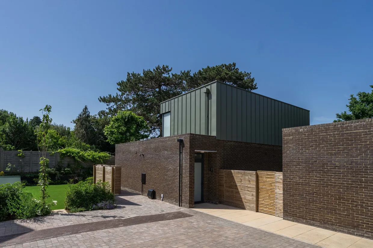 6 Castlebar Hill, London, W5 photo 2