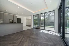 6 Castlebar Hill, London, W5 photo 6